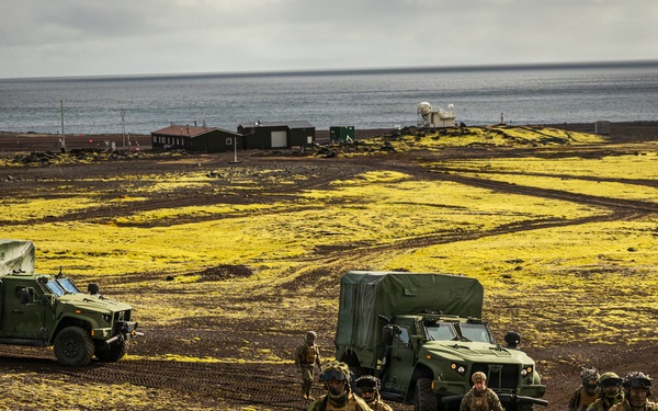 U.S., Norwegian Forces Displace Combined Air Defense and Missile Systems in Jan Mayen
