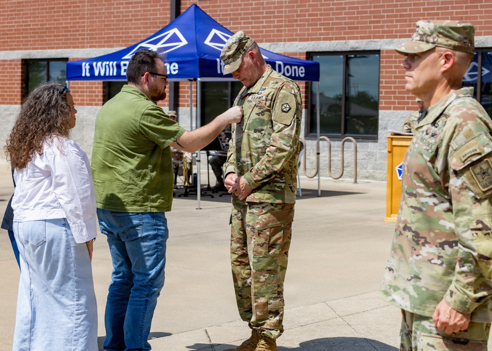 Maj. Gen. Thomas M. Feltey assumes command of V Corps