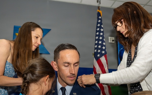 Maj. Hempsey achieves the rank of lieutenant colonel