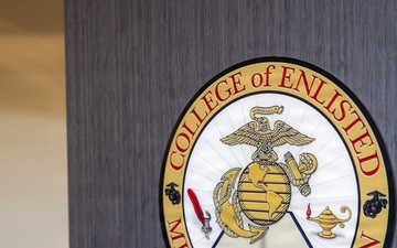 I MEF Sgt. Maj. Visits SNCO Leadership School 5-26