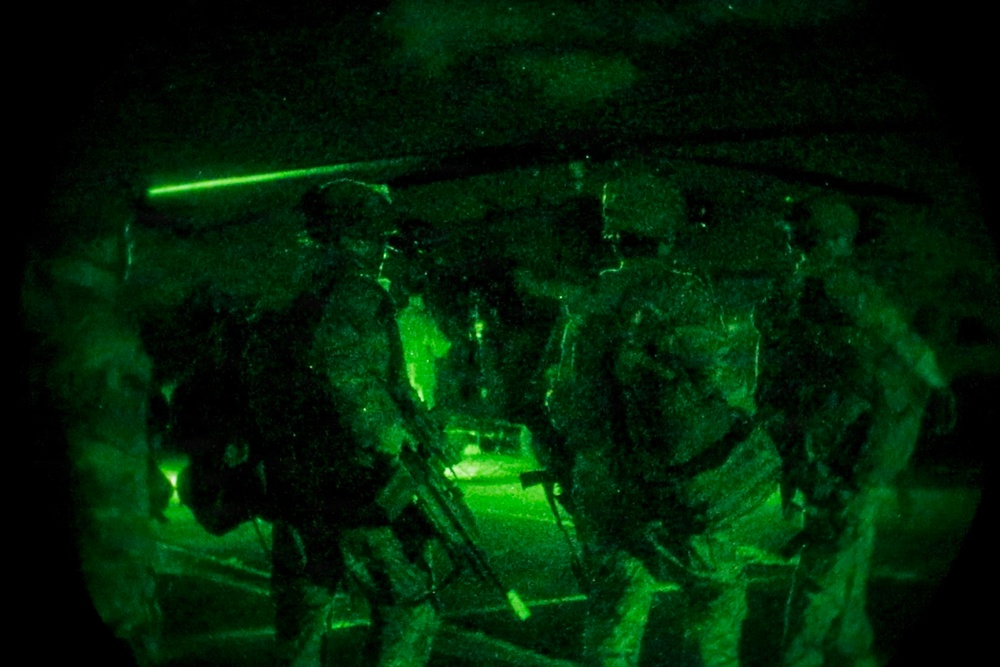 CALFEX 2026: 25th CAB and 2nd Mobile Brigade Conduct Night Assault