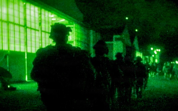 CALFEX 2026: 25th CAB and 2nd Mobile Brigade Conduct Night Assault