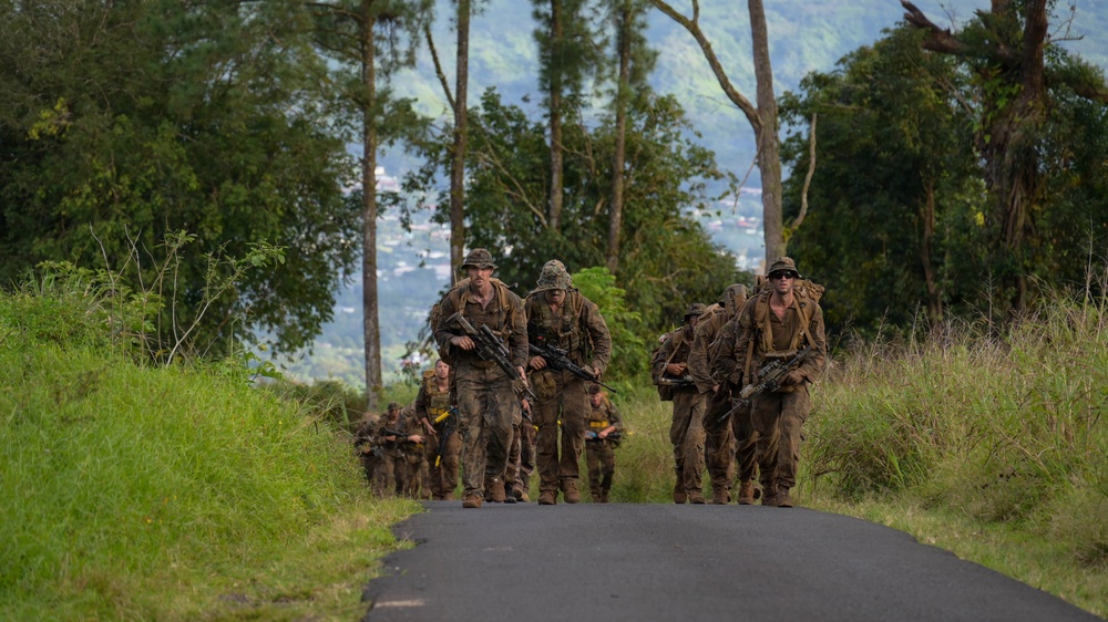 DELAYEN 26: MRF-D Marines, French soldiers conduct culminating hike for commando course