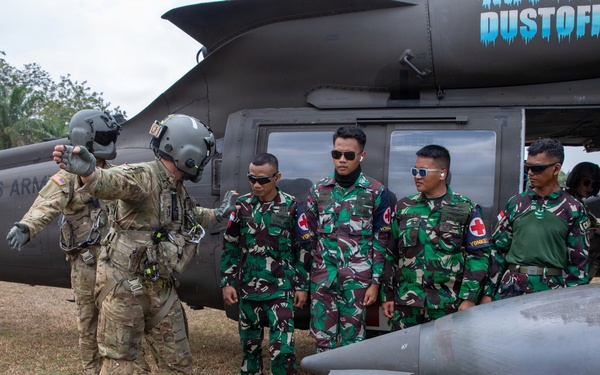 SGS26 Multinational Hot and Cold Load Medical Evacuation Training