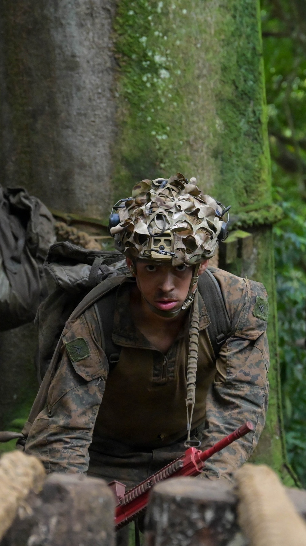 DELAYEN 26: MRF-D Marines, French soldiers participate in squad obstacle course