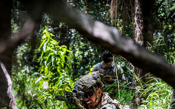 U.S. Marines with 3rd LCT participate in a basic skills package