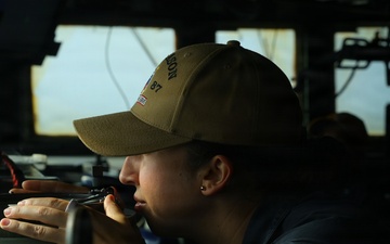Bridge Operations Aboard USS Mason (DDG 87)