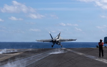 Abraham Lincoln Conducts Flight Operations