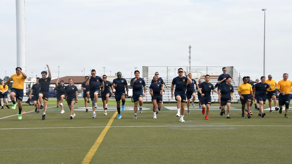 Fit to Fight: Over 100 FLC Yokosuka Personnel Kick Off Inaugural Command PT