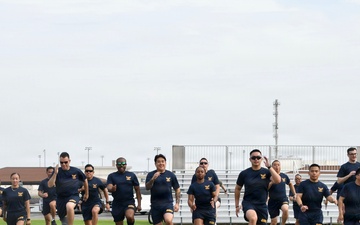 Fit to Fight: Over 100 FLC Yokosuka Personnel Kick Off Inaugural Command PT