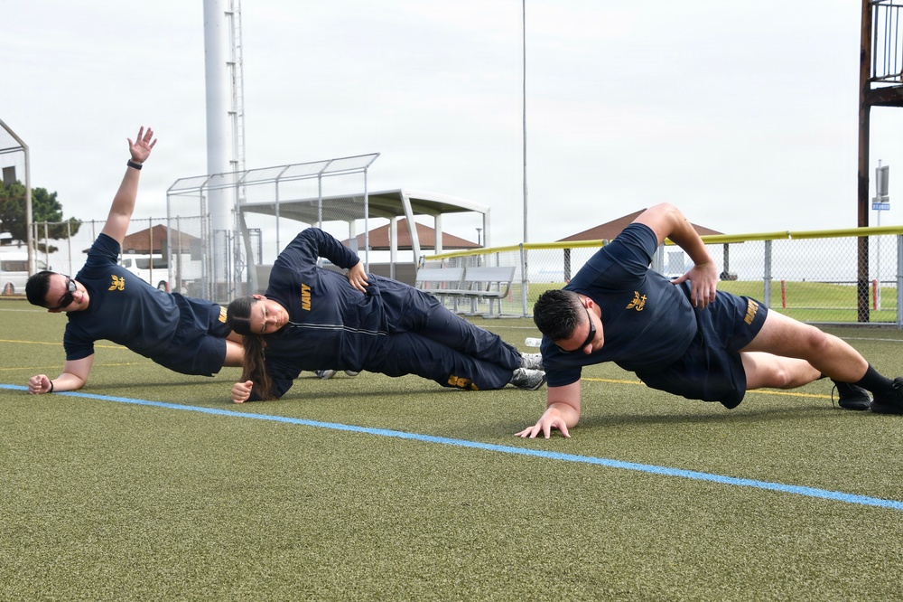 Fit to Fight: Over 100 FLC Yokosuka Personnel Kick Off Inaugural Command PT