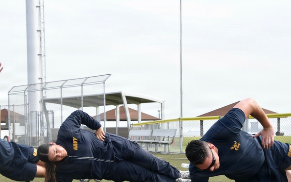 Fit to Fight: Over 100 FLC Yokosuka Personnel Kick Off Inaugural Command PT