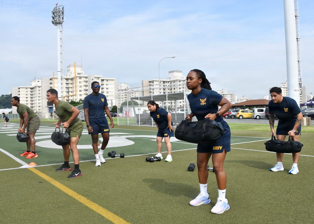 Fit to Fight: Over 100 FLC Yokosuka Personnel Kick Off Inaugural Command PT