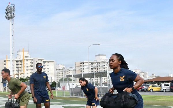 Fit to Fight: Over 100 FLC Yokosuka Personnel Kick Off Inaugural Command PT
