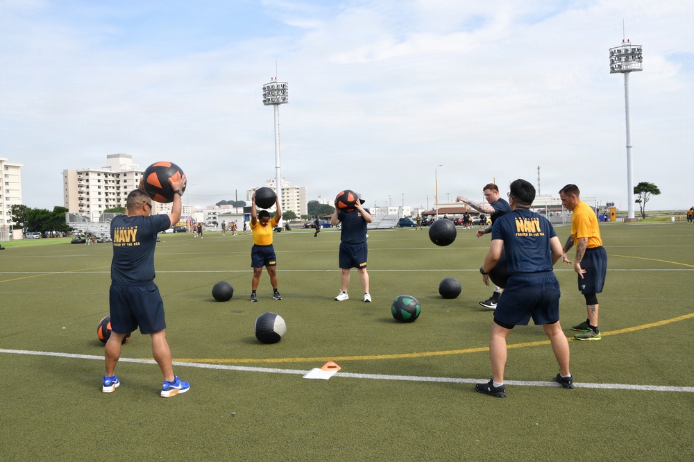 Fit to Fight: Over 100 FLC Yokosuka Personnel Kick Off Inaugural Command PT