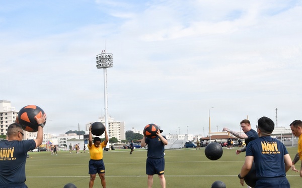 Fit to Fight: Over 100 FLC Yokosuka Personnel Kick Off Inaugural Command PT