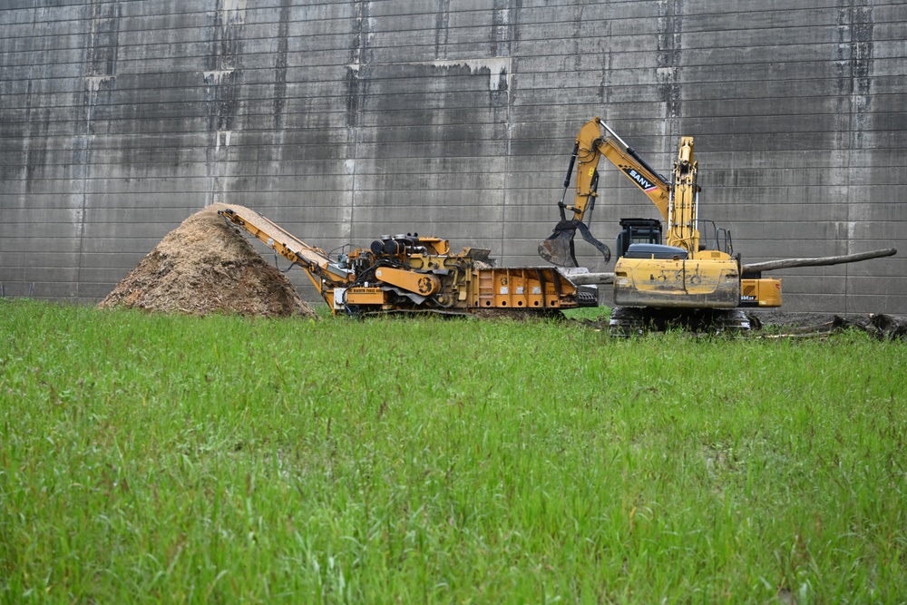 Debris Removal at Mount Morris Dam - 2026