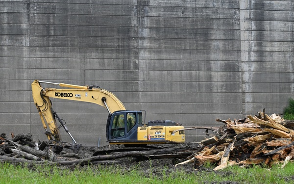 Debris Removal at Mount Morris Dam - 2026