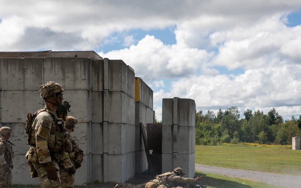 1st Battalion, 32nd Infantry Regiment,1st brigade combat team, 10th Mountain Division (LI) Live Fire