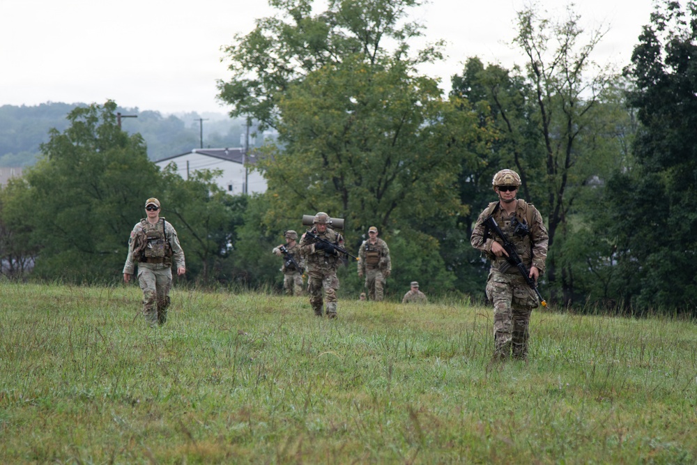 Combat medic students tested during field training