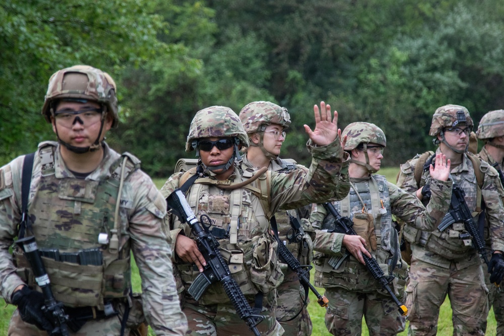 Combat medic students tested during field training
