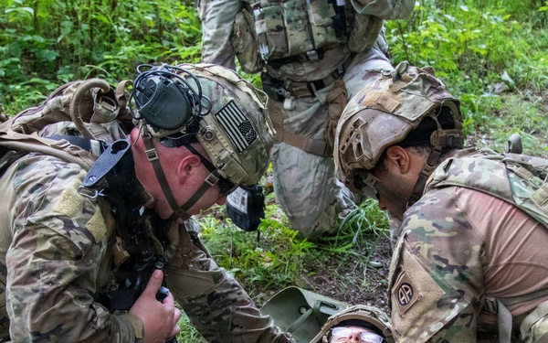 Combat medic students tested during field training