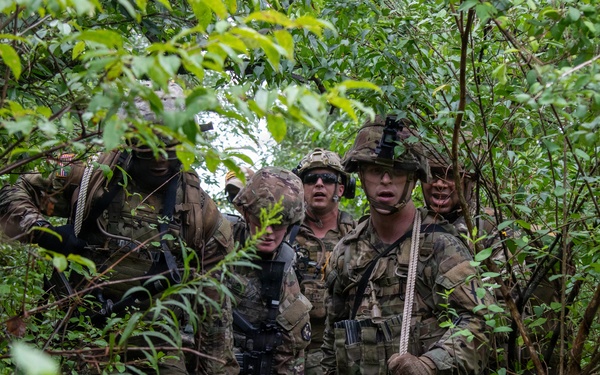 Combat medic students tested during field training