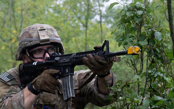 Combat medic students tested during field training