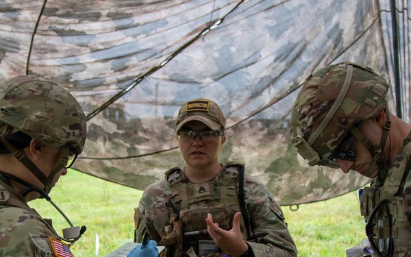 Combat medic students tested during field training
