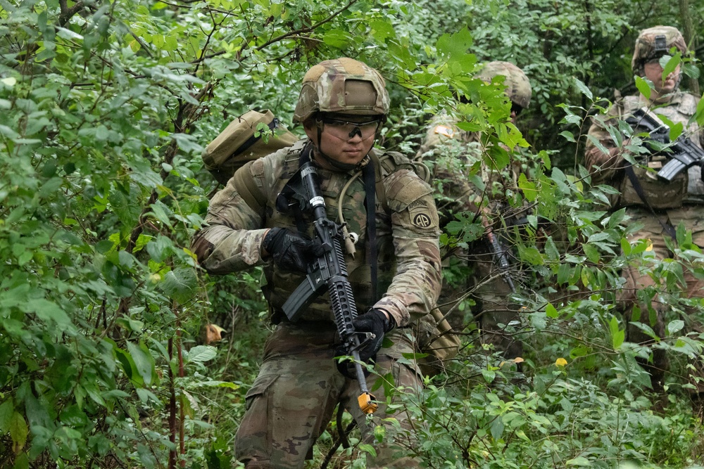 Combat medic students tested during field training
