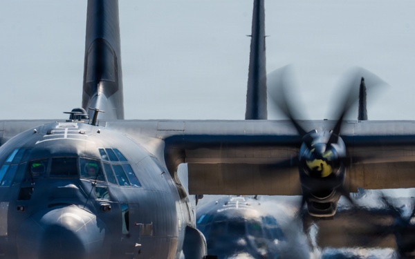 Air Commandos Come Home