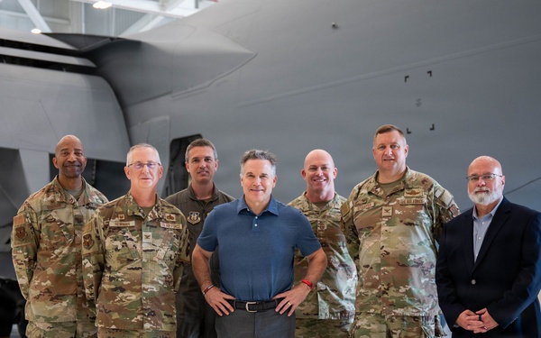 Sen. David McCormick visits the 911th AW