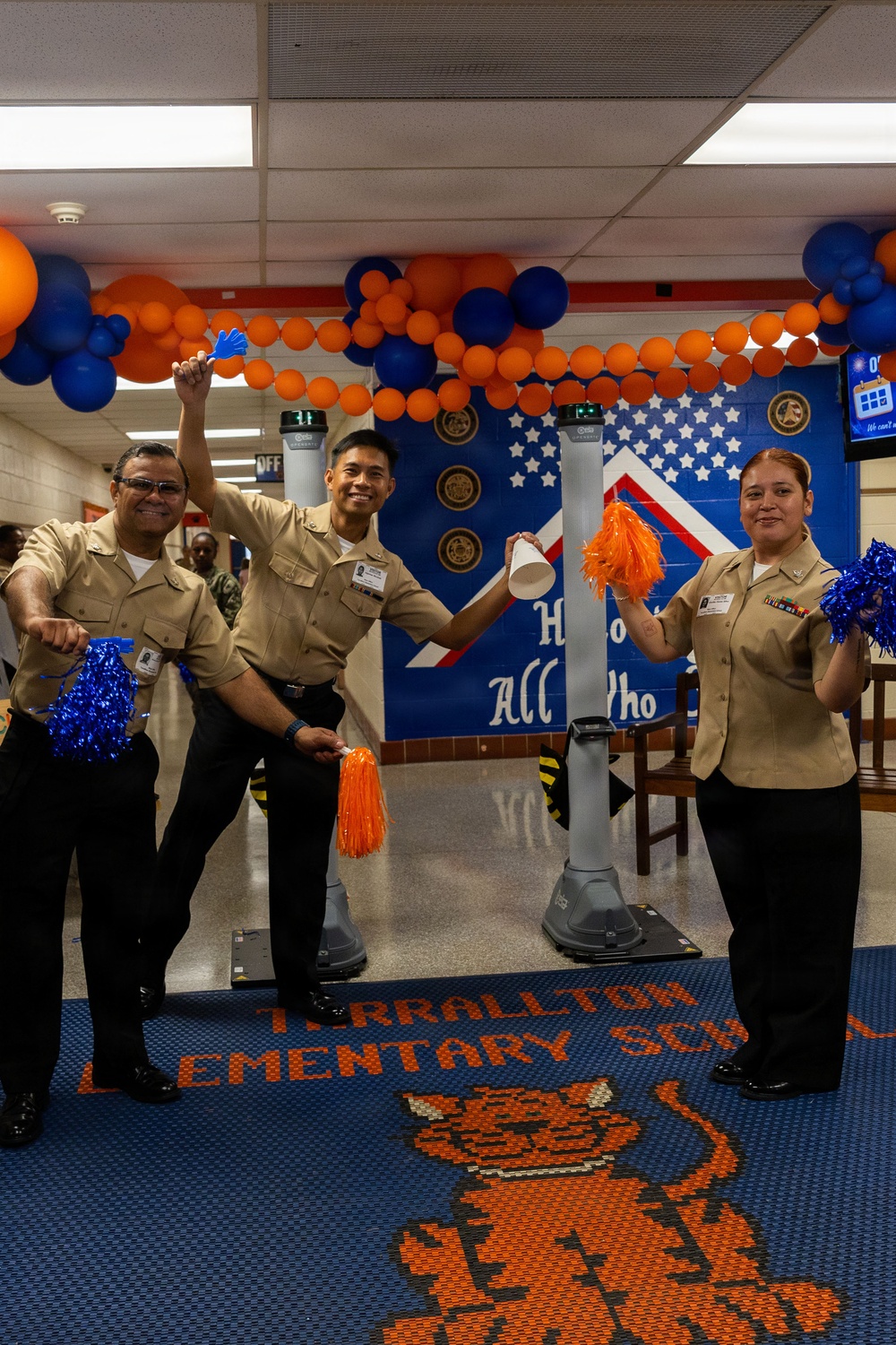Wasp Sailors Volunteer at Tarrallton Elementary School