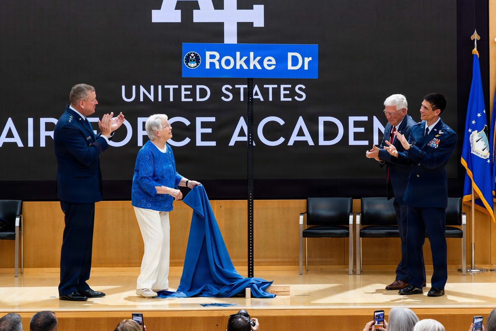 Academy dedicates Rokke Drive in honor of former Dean