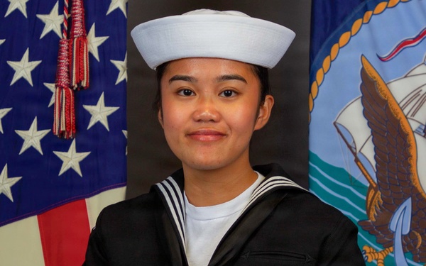 Meet NMRTC Twentynine Palms Junior Sailor of the 3rd Quarter: Hospital Corpsman 3rd Class Niquole Daugh V. Lorenzo