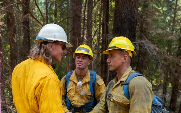 National Fire Leadership Visit Little Giant Fire