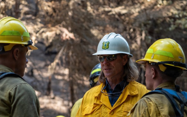 National Fire Leadership Visit Little Giant Fire