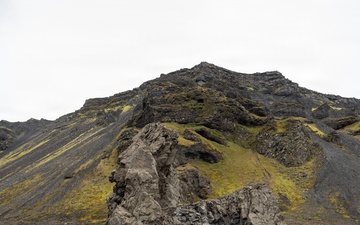 U.S. Marines, Norwegian Home Guard Conduct Joint Displacement in Jan Mayen
