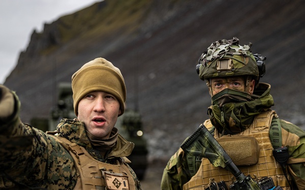 U.S. Marines, Norwegian Home Guard Conduct Joint Displacement in Jan Mayen