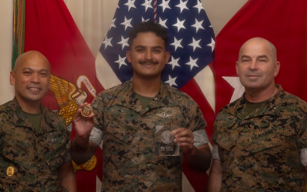 3rd MLG CG awards quarterly recognition to Marines, Sailors