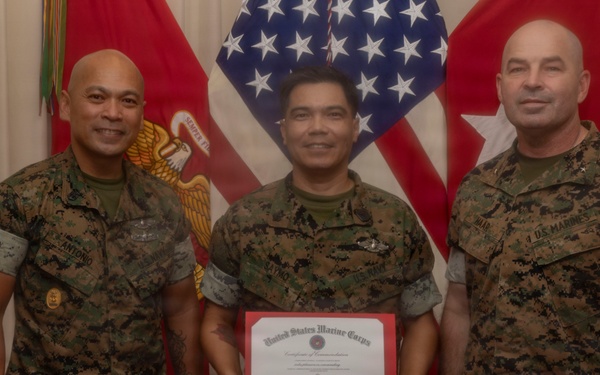3rd MLG CG awards quarterly recognition to Marines, Sailors