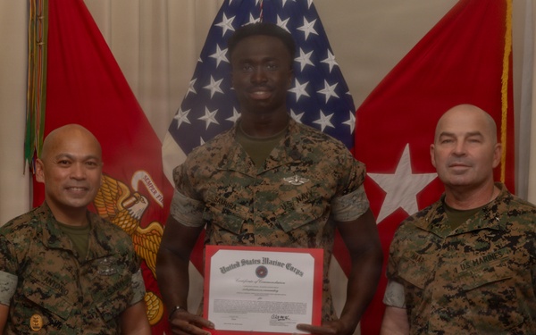 3rd MLG CG awards quarterly recognition to Marines, Sailors