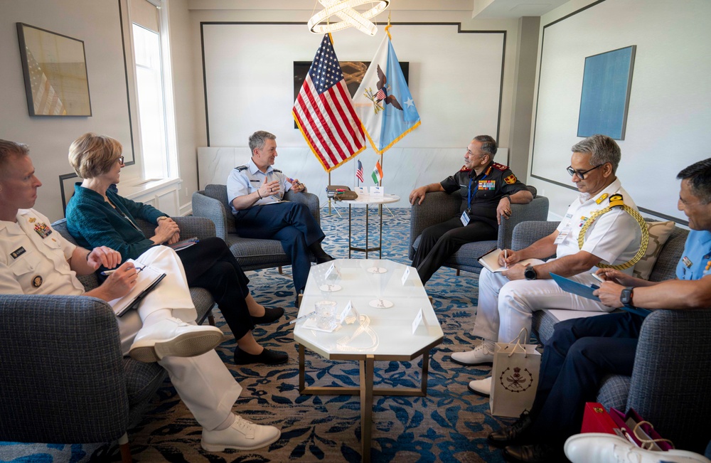 CJCS Meets with India CHOD