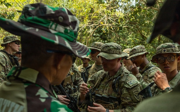 SGS 26: Multinational Jungle Survival Training