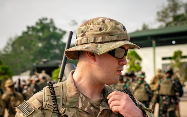 Multinational Forces Tackle Jungle Survival Training in Super Garuda Shield 26