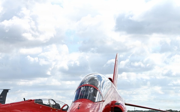 Red Arrows swoop in to RAF Mildenhall