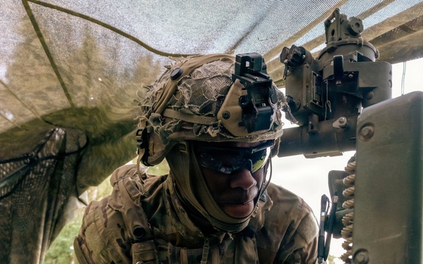 Saber Junction 26: U.S. Soldiers Manning a Howitzer