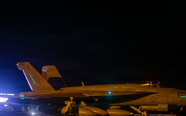 George Washington Conducts Flight Operations
