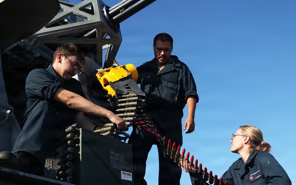 USS Farragut (DDG 99) Participates in TFEX