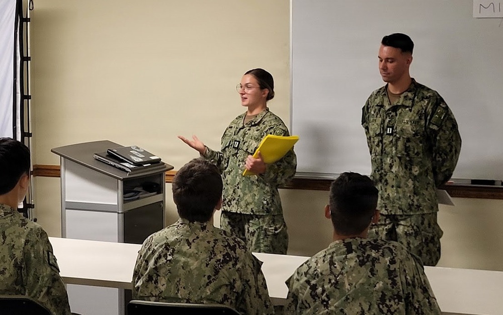 Sea Cadets Learn Medical Science with NMRC